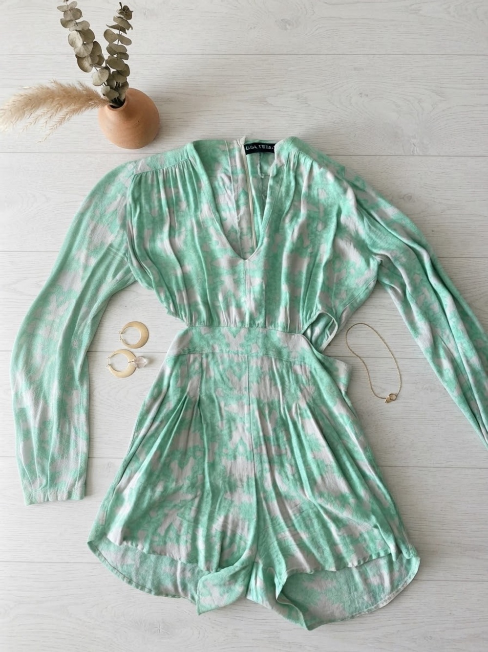 Unknown Brand Mint Tie-Dye V-Neck Long Sleeve Romper